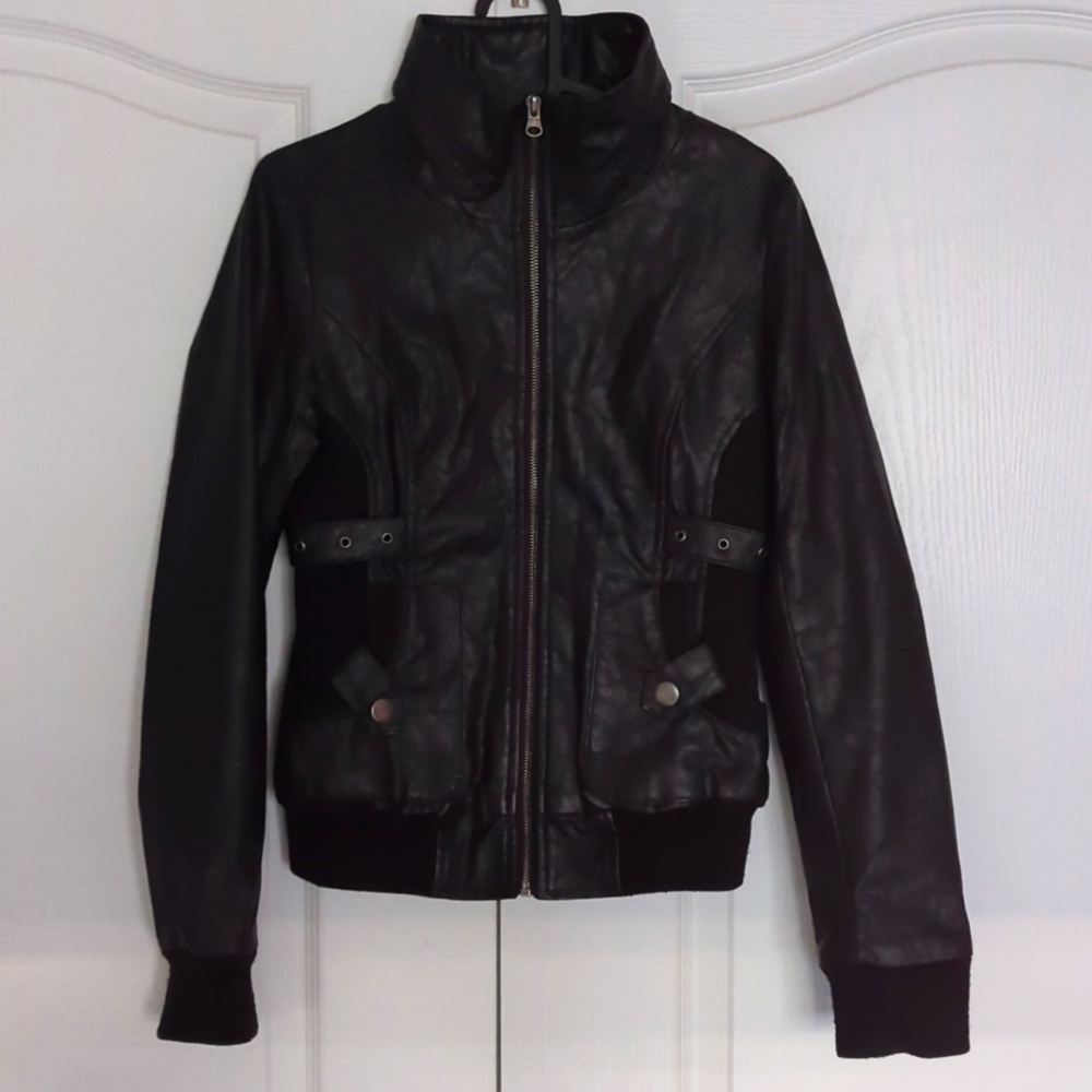 Jack (S) faux leather jacket